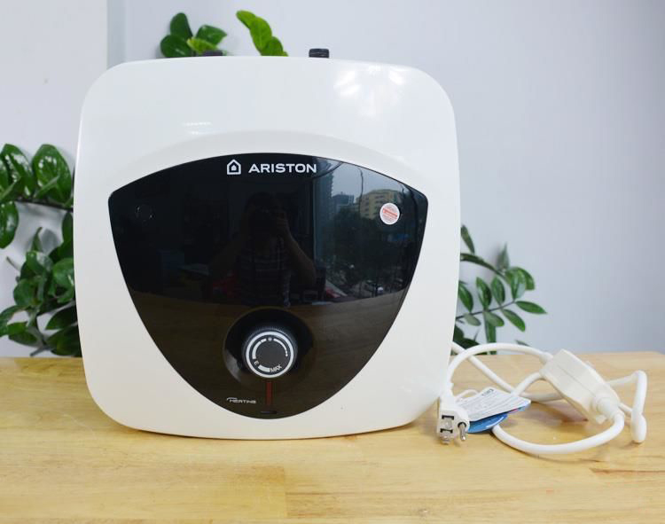 Bình nóng lạnh ariston 5 lit